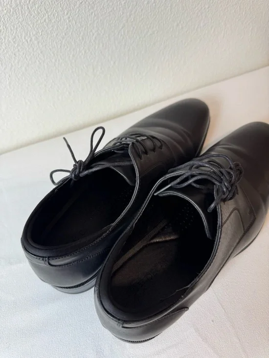 Classic Black Leather Men's Shoes - Picture 4 of 4